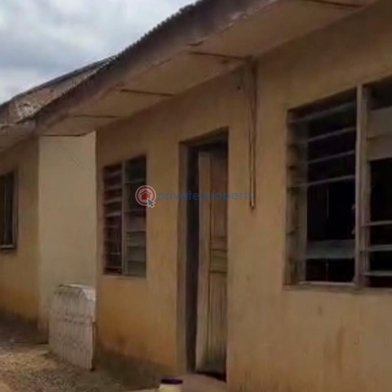 1 bedroom Mini Flat For Sale Akute Yakoyo/Alagbole Ojodu Lagos