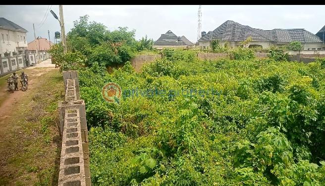 3 bedroom House For Sale Oremeji, Airport Road Alakia Ibadan Oyo - 1
