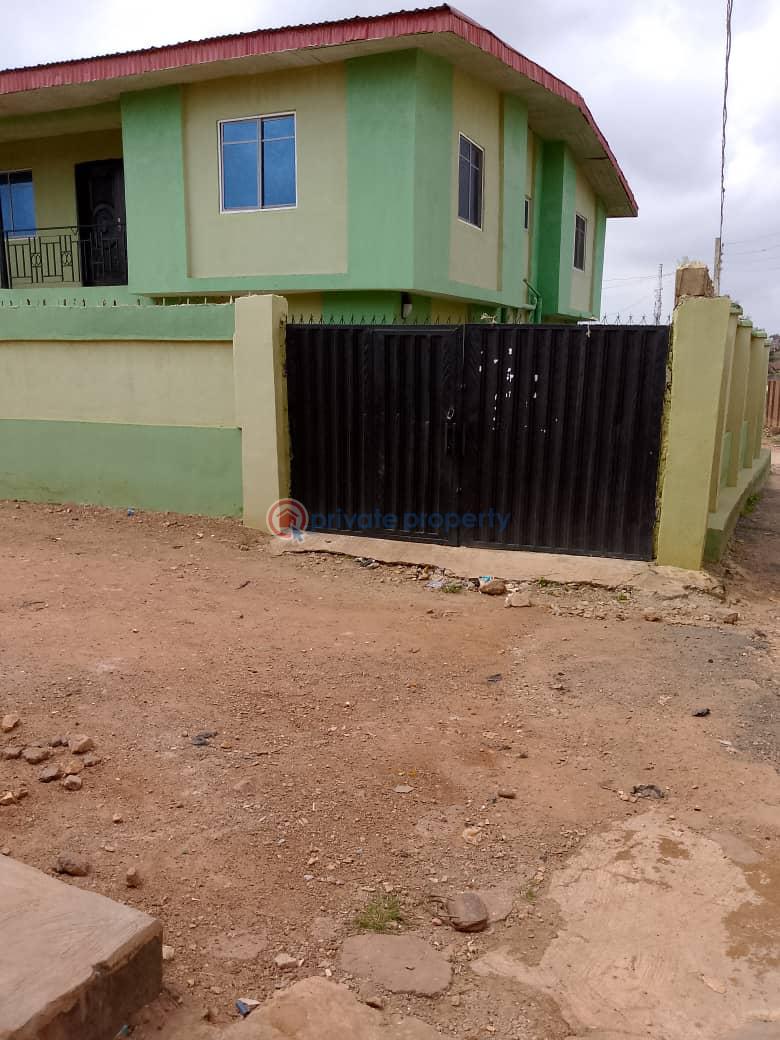 3 bedroom House For Sale Oremeji, Airport Road Alakia Ibadan Oyo - 3