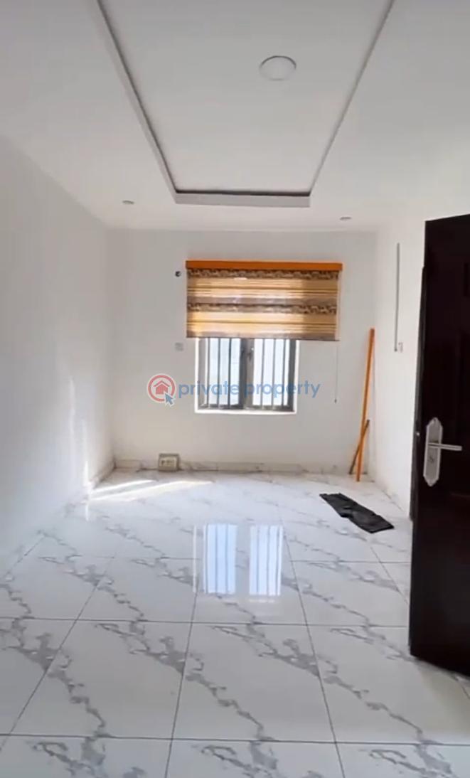 1 bedroom Mini Flat For Sale Lbs Ajah Lagos - 4