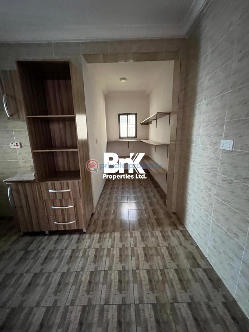 2 bedroom Block Of Flats For Rent Ilasan Lekki Lagos - 6