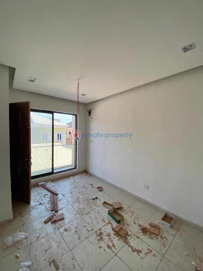 2 bedroom Flat & Apartment For Sale Ologolo Lekki Lagos - 12