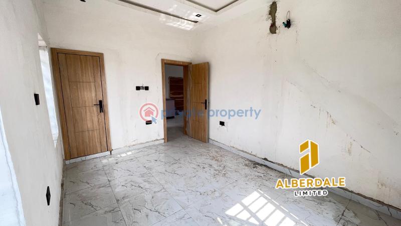 2 bedroom Block Of Flats For Sale Yaba Lagos - 5