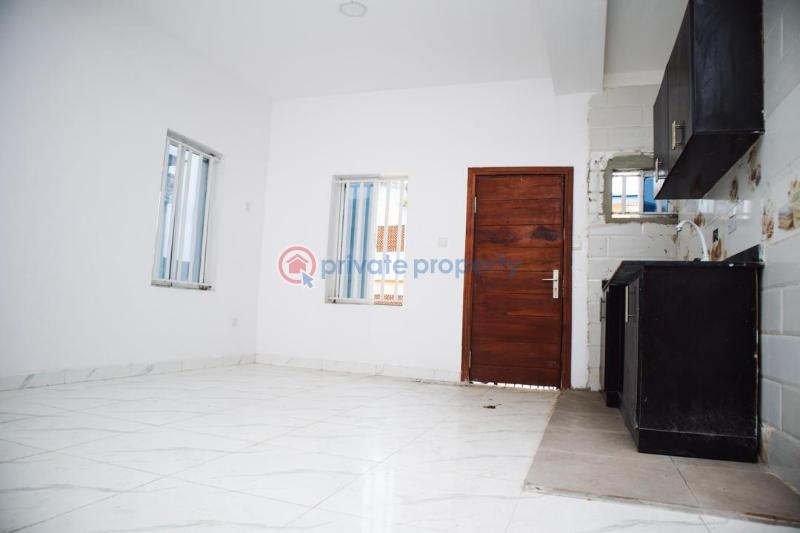 2 bedroom Flat & Apartment For Sale Admiralty Homes Alpha Beach Road. Lekki Lagos - 2