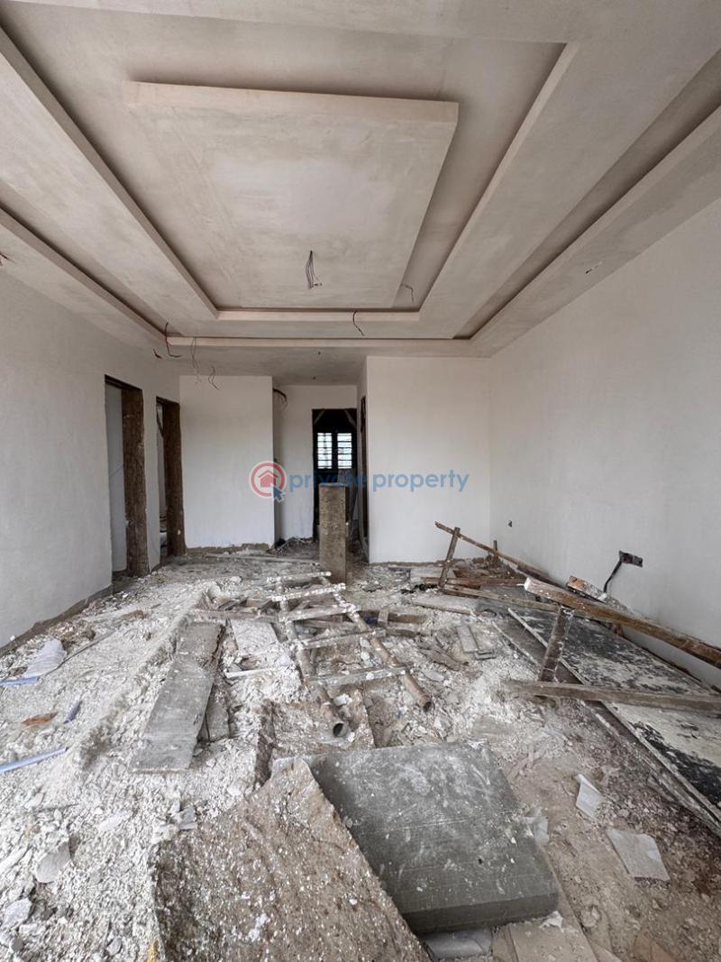 2 bedroom Flat & Apartment For Sale Yaba Lagos - 3