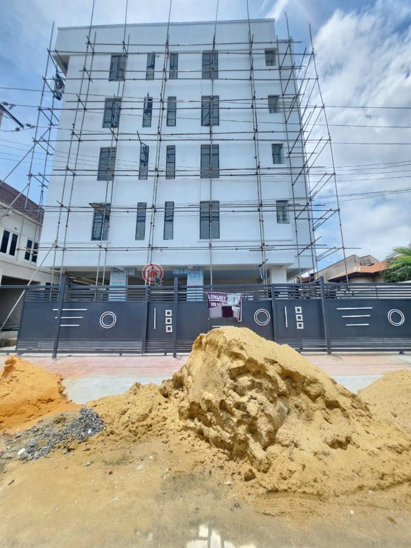 2 bedroom Flat & Apartment For Sale Osapa Lekki Lagos - 1