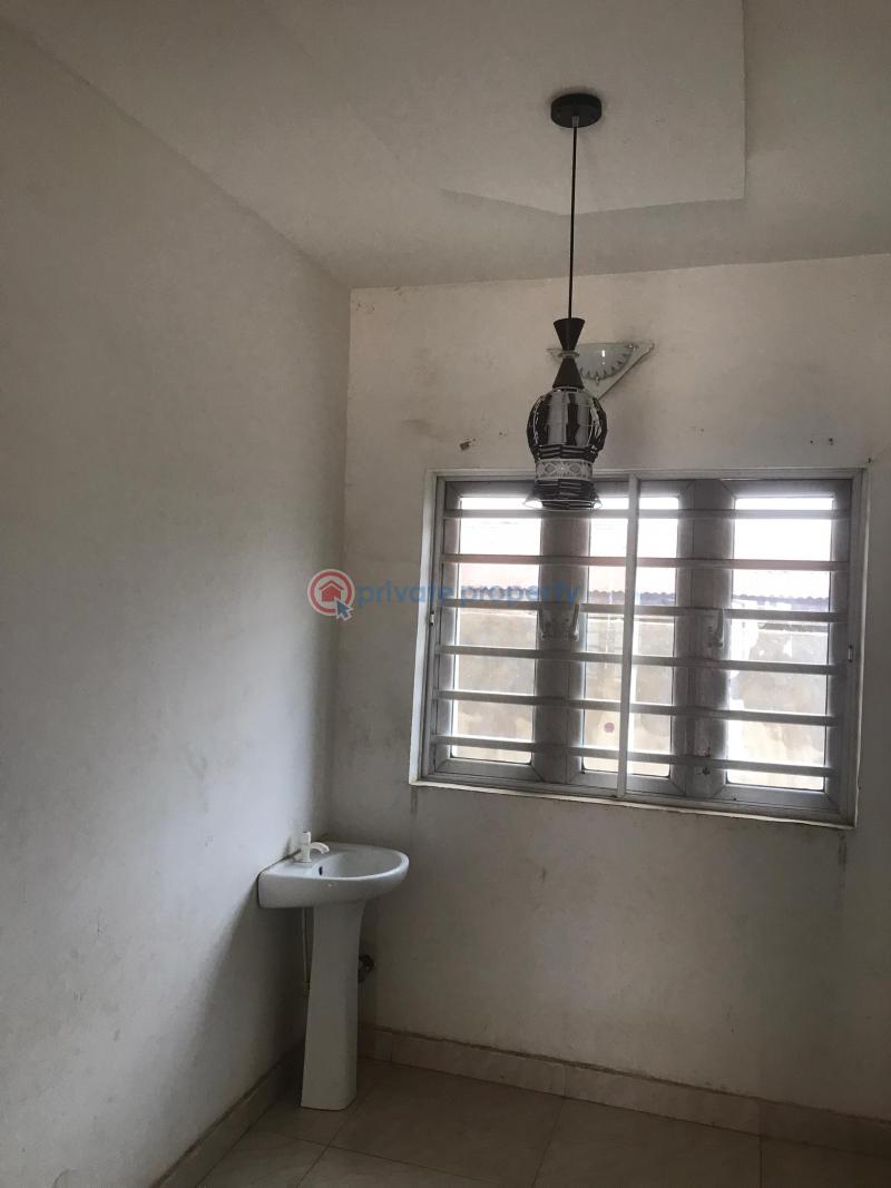 Modern 2 bedroom at kuola, akala express - 1 2 bedroom Block Of Flats For Rent Kuola Akala Express Akala Express Ibadan Oyo - 1
