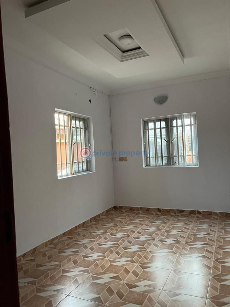 2 bedroom Block Of Flats For Rent Akoto Zone B Elebu Akala Express Ibadan Oyo - 10