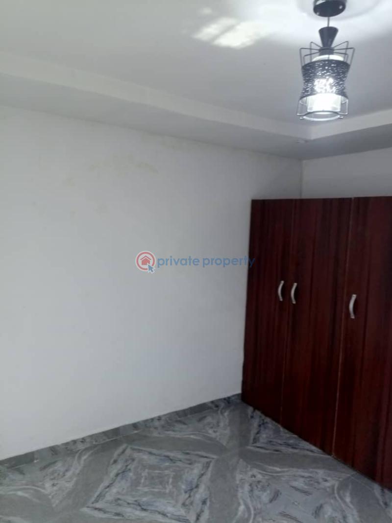 House For Rent Via Johnson Awe Estate, Alexander, Oluyole, Ibadan. Ibadan Oyo - 9