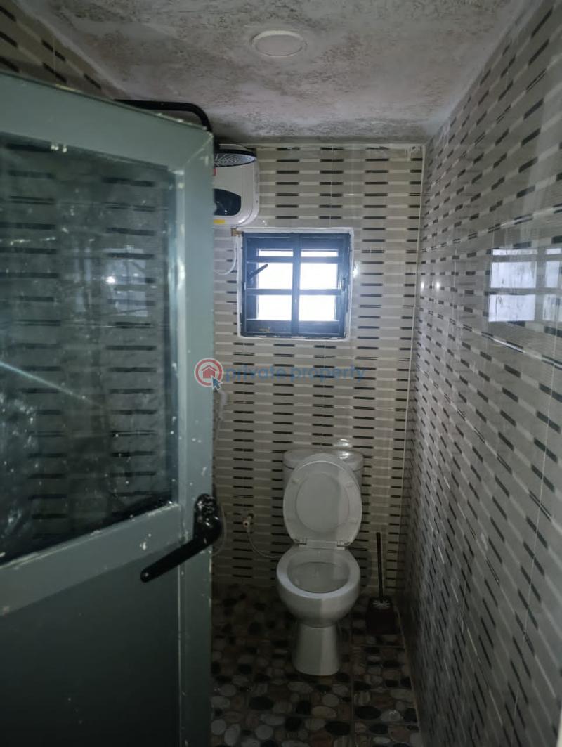 3 bedroom Block Of Flats For Rent Alexander, Johnson Awe Oluyole Estate Ibadan Oyo - 6