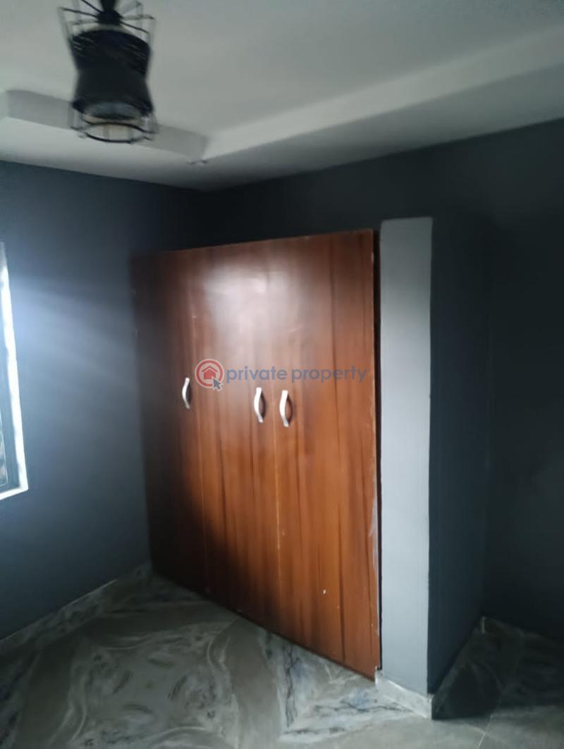3 bedroom Block Of Flats For Rent Alexander, Johnson Awe Oluyole Estate Ibadan Oyo - 5
