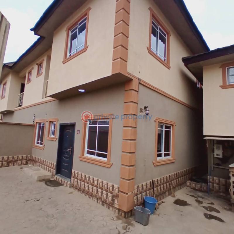 3 bedroom Duplex For Rent Alalubosa Gra Ibadan Oyo