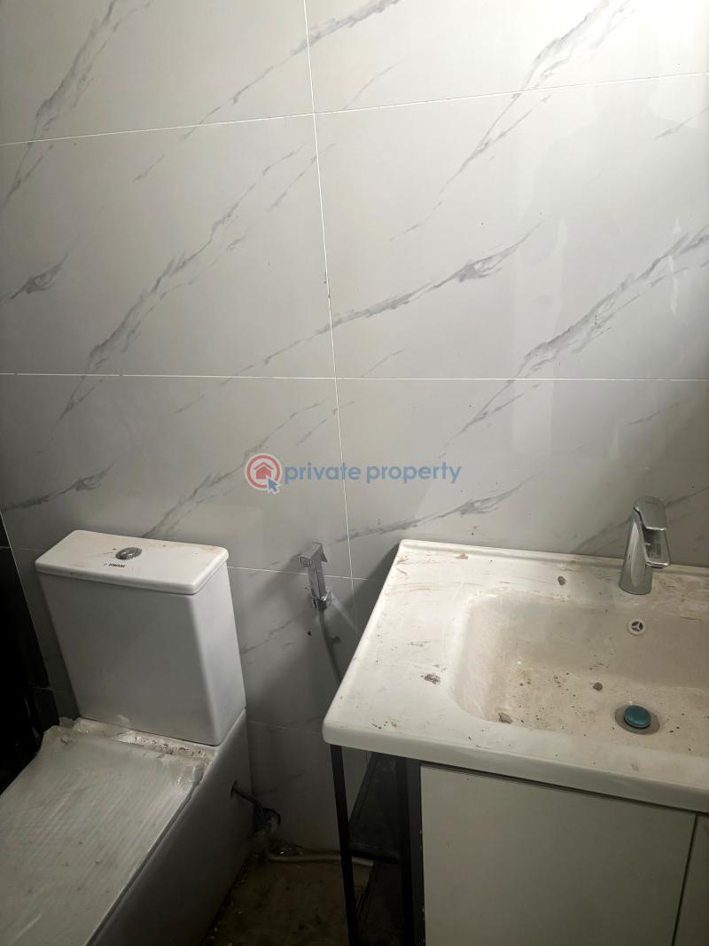 4 bedroom Semi detached Duplex For Sale Freedom Way Lekki Phase 1 Lagos - 10