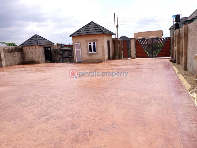 4 bedroom Detached Duplex For Sale Magboro Lagos Extension Ogun - 0