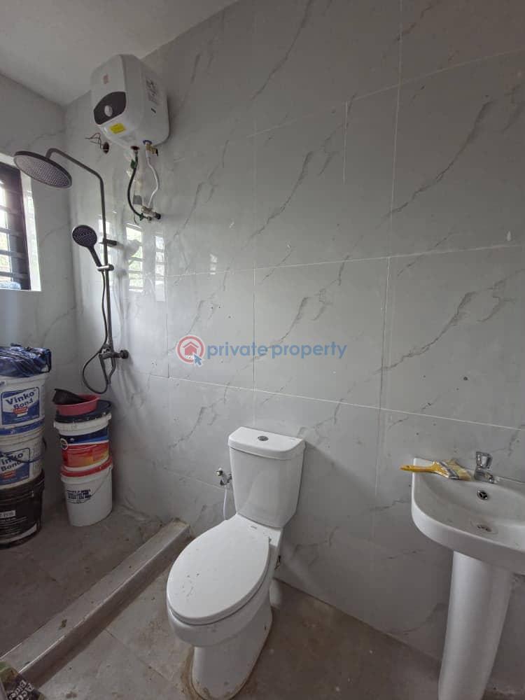 House For Sale Alalubosa Gra Phase 2, Ibadan Ibadan Oyo - 24