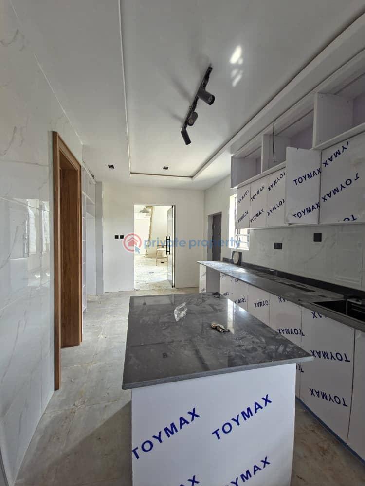 House For Sale Alalubosa Gra Phase 2, Ibadan Ibadan Oyo - 5
