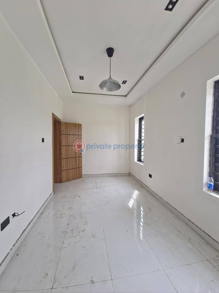 House For Sale Alalubosa Gra Phase 2, Ibadan Ibadan Oyo - 11
