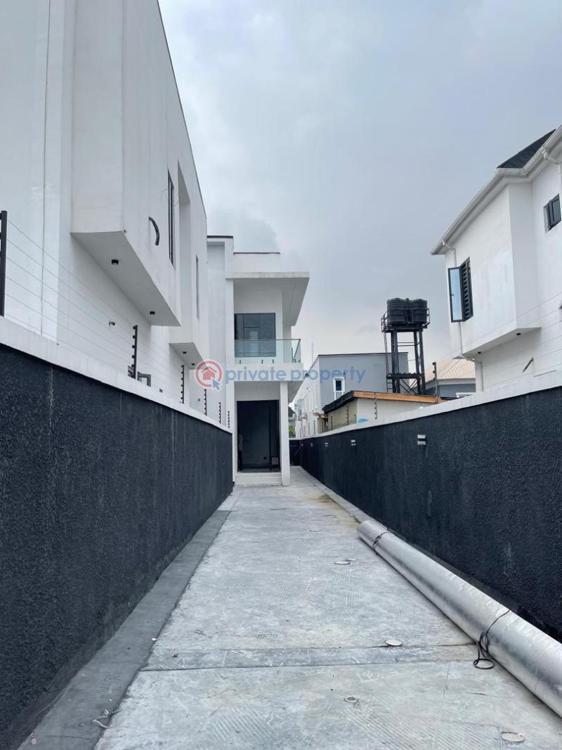 4 bedroom Detached Duplex For Sale Ajah Lekki Phase 2 Lagos - 3