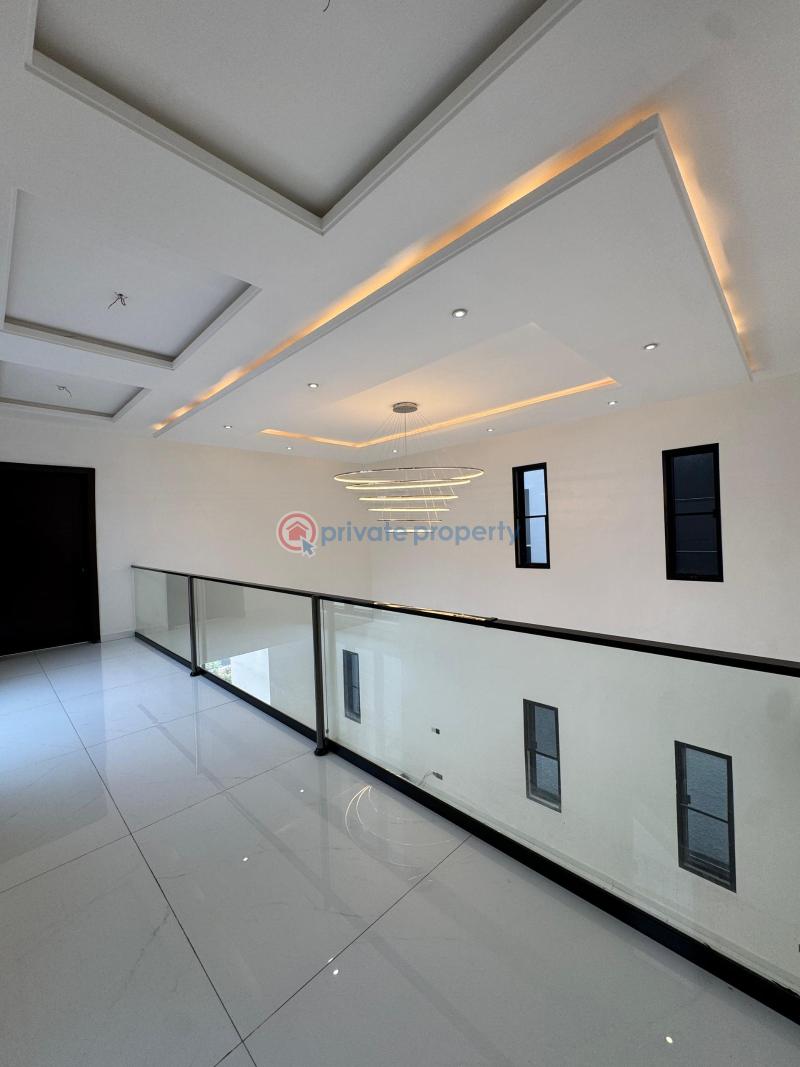 Modern 4  bedroom fully detached with en-suite rooms. - 10 4 bedroom Detached Duplex For Sale Lekki Phase 1 Lagos - 10