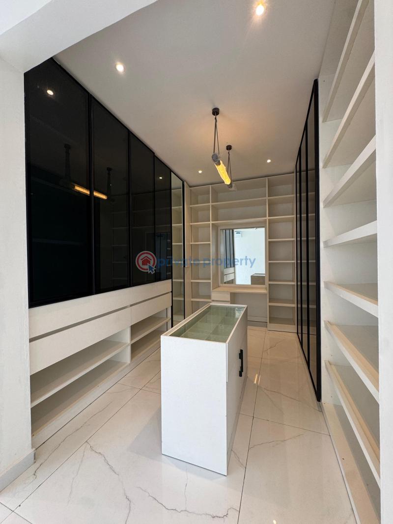 Modern 4  bedroom fully detached with en-suite rooms. - 5 4 bedroom Detached Duplex For Sale Lekki Phase 1 Lagos - 5