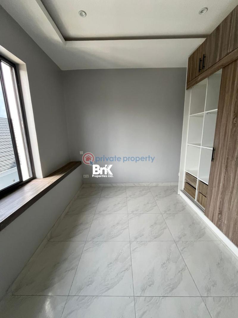 Modern 4-bedroom maisonette with a room bq - 13 4 bedroom Block Of Flats For Sale Lekki Phase 1 Lagos - 13