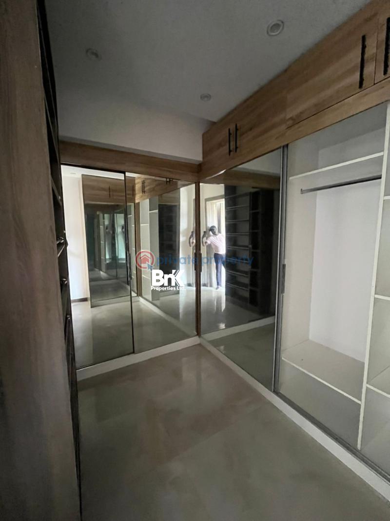 Modern 4-bedroom maisonette with a room bq - 14 4 bedroom Block Of Flats For Sale Lekki Phase 1 Lagos - 14