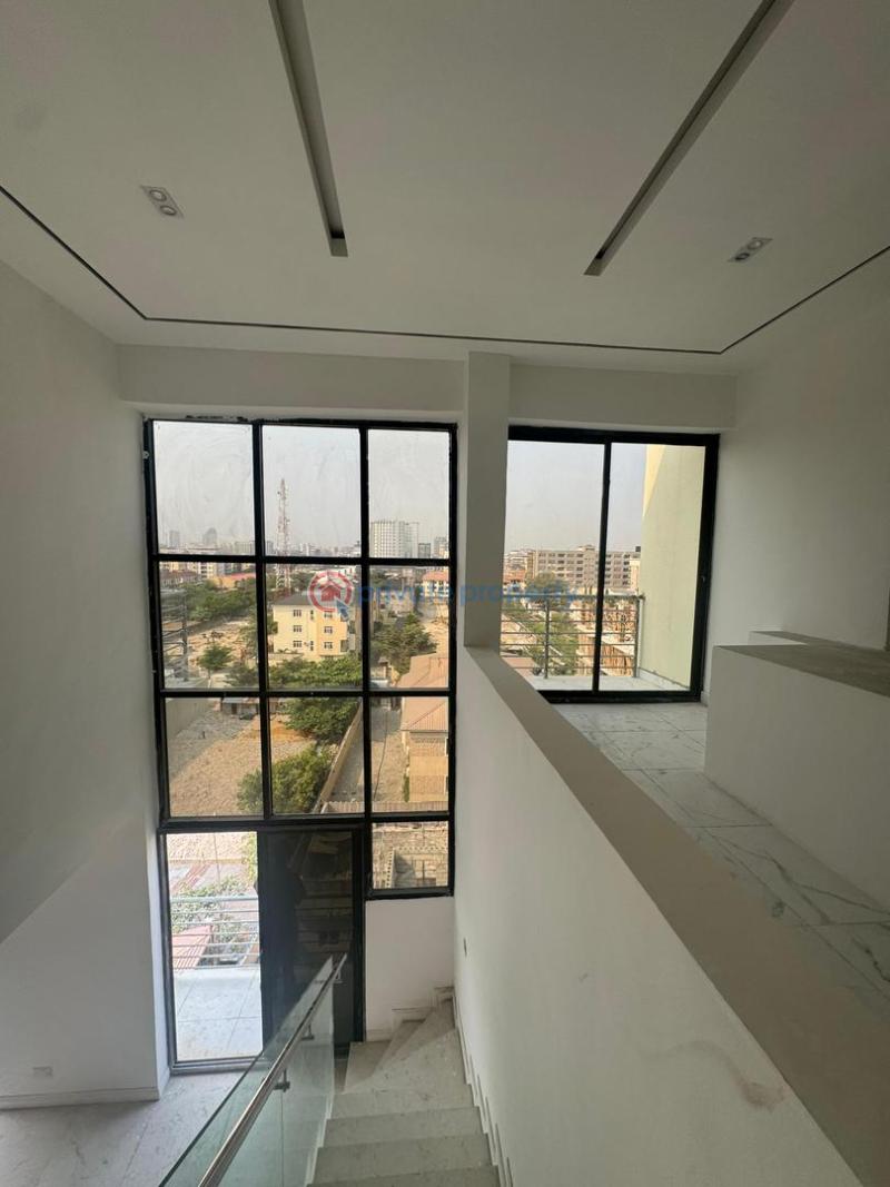 4 bedroom Maisonette For Sale Victoria Island Lagos - 1