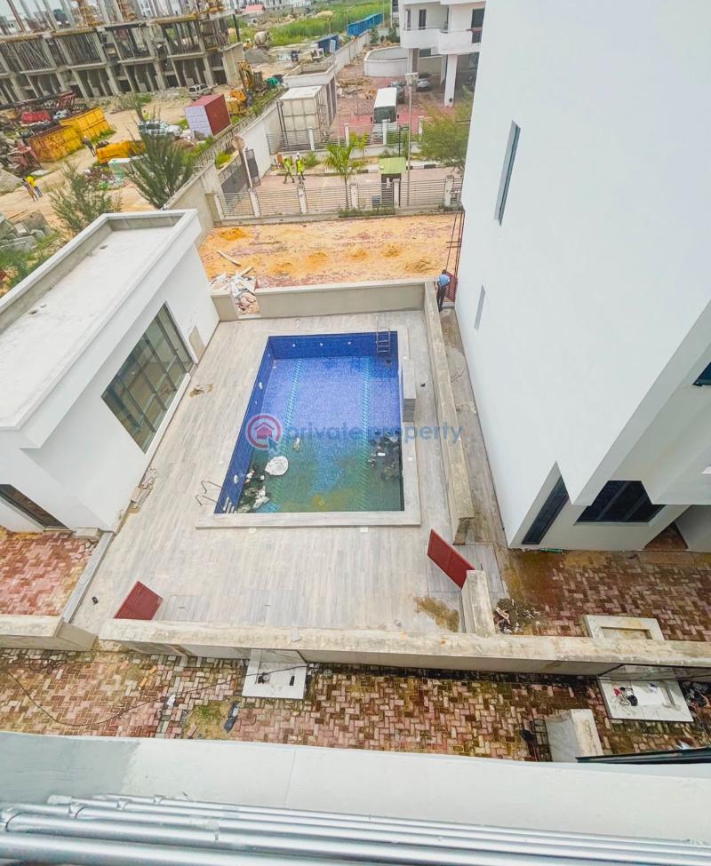 4 bedroom Terraced Duplex For Sale Secure Estate At Lekki Phase 1 Lekki Phase 1 Lagos - 9