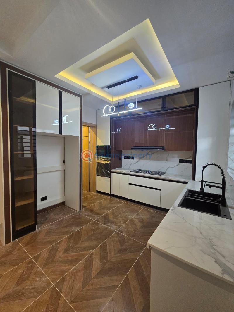 4 bedroom Terraced Duplex For Sale Lekki Right Lekki Lagos - 5