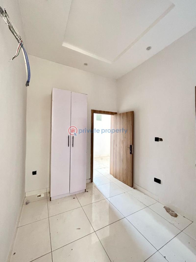 Modern 4 bedroom terraced duplex - 6 4 bedroom Terraced Duplex For Sale Ikota Lekki Lagos - 6