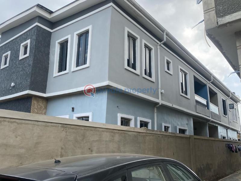 3 bedroom Block Of Flats For Sale Abesan Estate Ipaja Lagos - 3