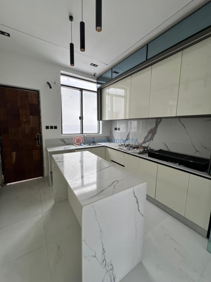 5 bedroom Detached Duplex For Sale Chevron Drive Lekki Lagos - 6