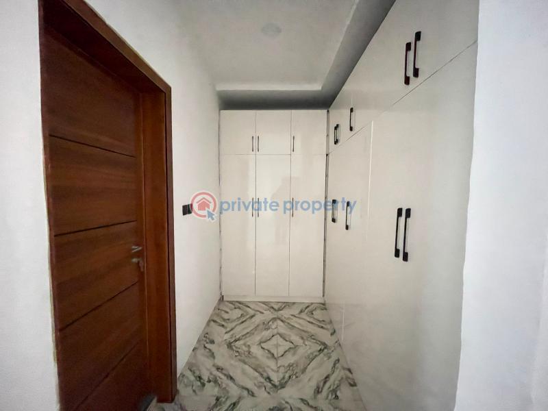 5 bedroom Flat & Apartment For Sale Ogudu GRA Lagos - 18