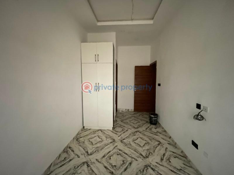 5 bedroom Flat & Apartment For Sale Ogudu GRA Lagos - 6