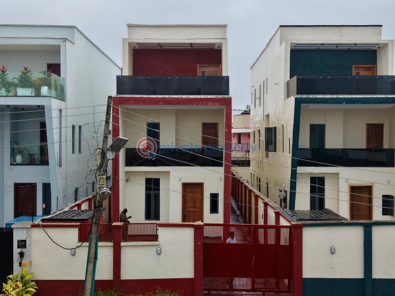 5 bedroom Flat & Apartment For Sale Ogudu GRA Lagos - 0