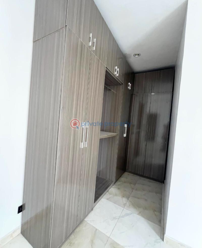 Modern 5 bedroom fully detached  duplex with room bq - 9 5 bedroom Detached Duplex For Sale Secure Estate At Orchid Lekki Along Lekki Expressway Lagos - 9