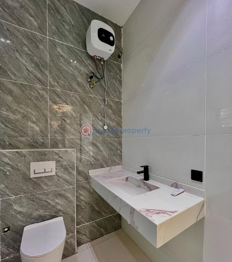 5 bedroom Detached Duplex For Sale Secure Estate At Ajah Lekki Ajah Lagos - 9