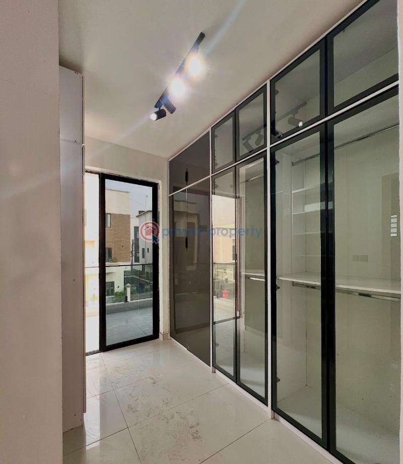 5 bedroom Detached Duplex For Sale Secure Estate At Ajah Lekki Ajah Lagos - 7