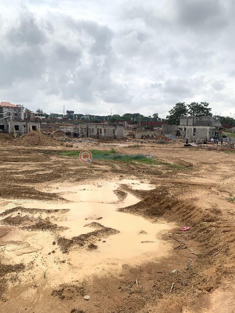 5 bedroom Semi detached Duplex For Sale Kukwuaba Abuja Phase 2  - 3