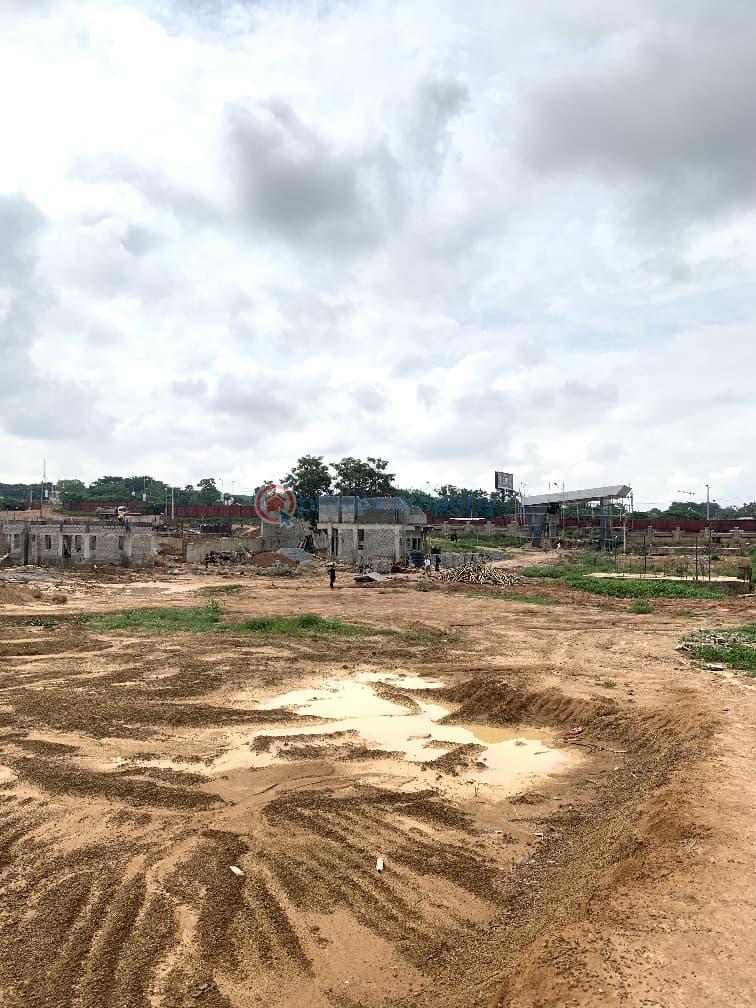 5 bedroom Semi detached Duplex For Sale Kukwuaba Abuja Phase 2  - 5