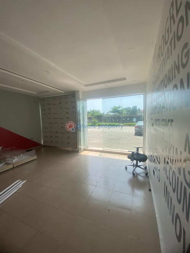 Shop For Rent Lekki Phase 1 Lagos - 3