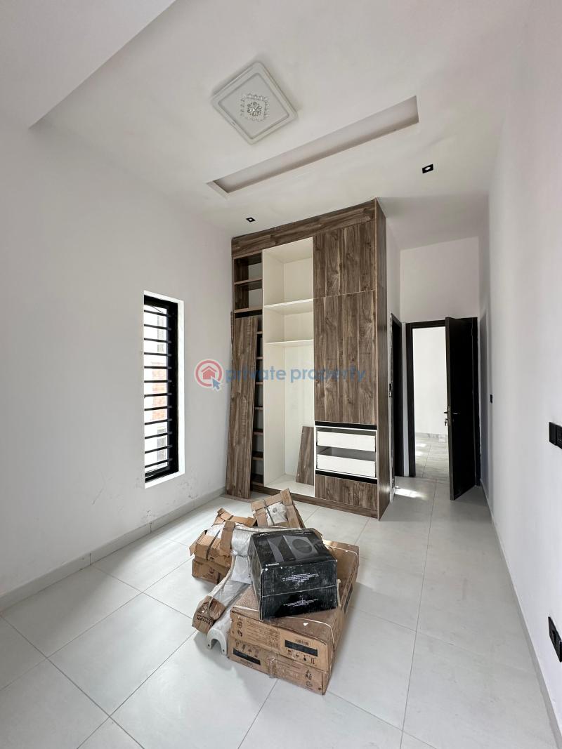 5 bedroom Duplex For Sale London Estate Osapa Lekki Lagos - 12
