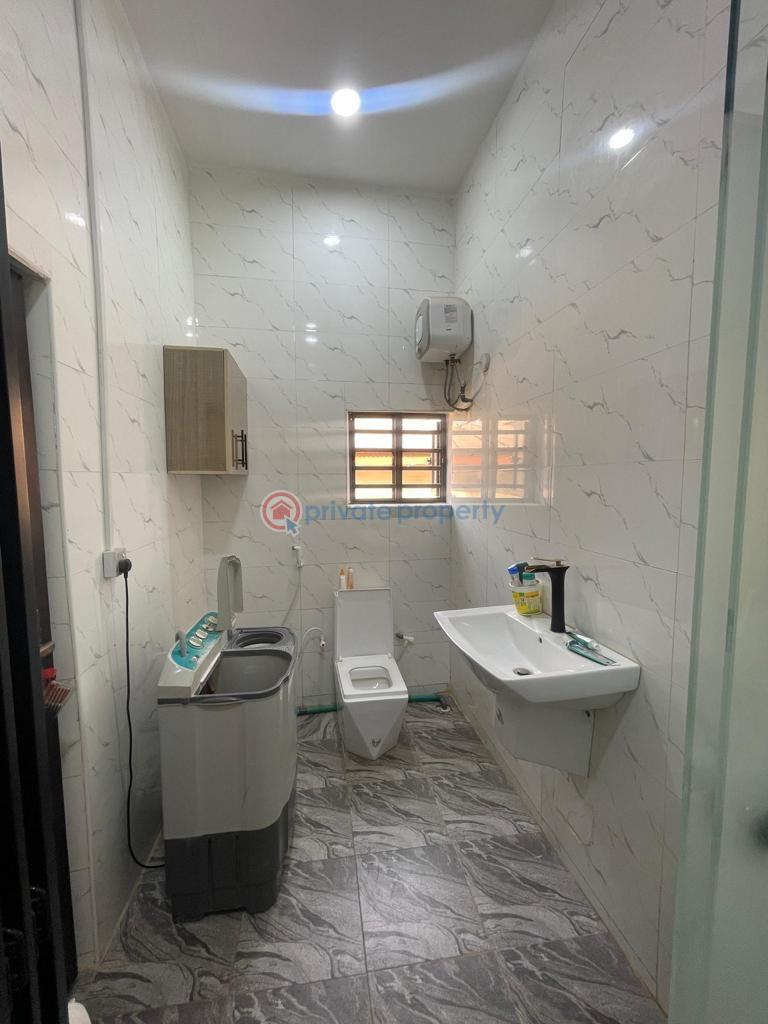 House For Sale Location: Tomiwa Awe, Oke’badan Estate, Off Olayiwola Avenue, Omolayo, Akobo, Ibadan Ibadan Oyo - 5