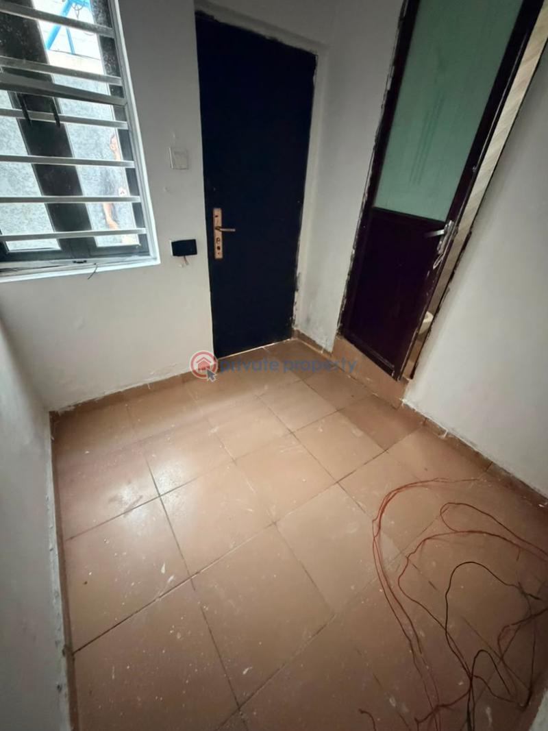 Room or Boys Quarter For Rent Dpk Estate Orchid Lekki Lagos - 3