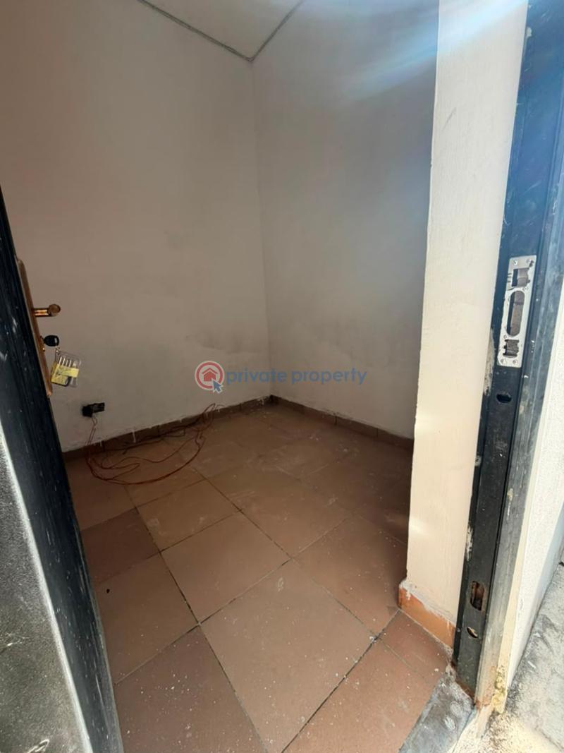 Room or Boys Quarter For Rent Dpk Estate Orchid Lekki Lagos - 2
