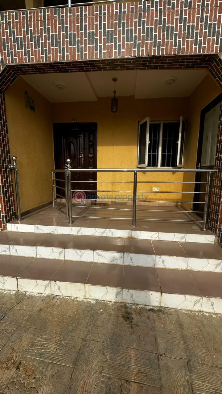 2 bedroom Flat & Apartment For Rent Akala Express Ibadan Oyo - 1