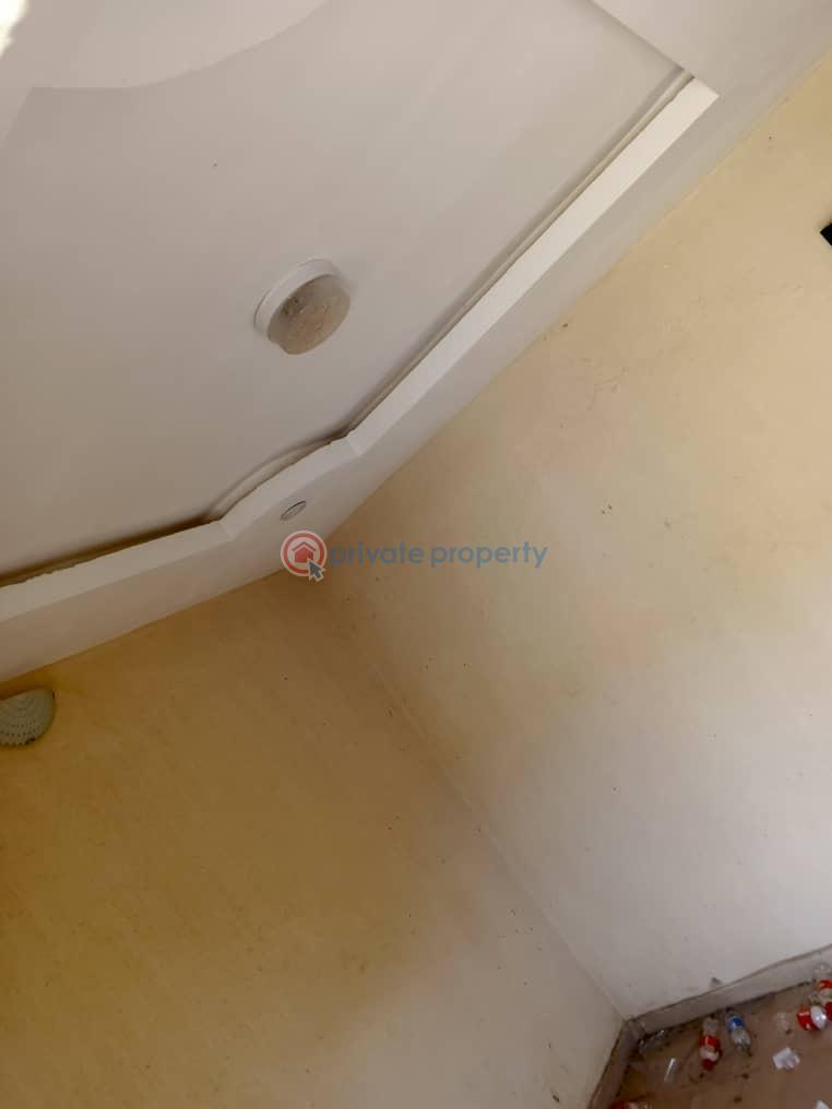 Block Of Flats For Rent Asaju Estate Very Close To Ayegoro Junction Liberty Academy Road Opposite Taska Filling Station Akala Express Ibadan Oyo - 1