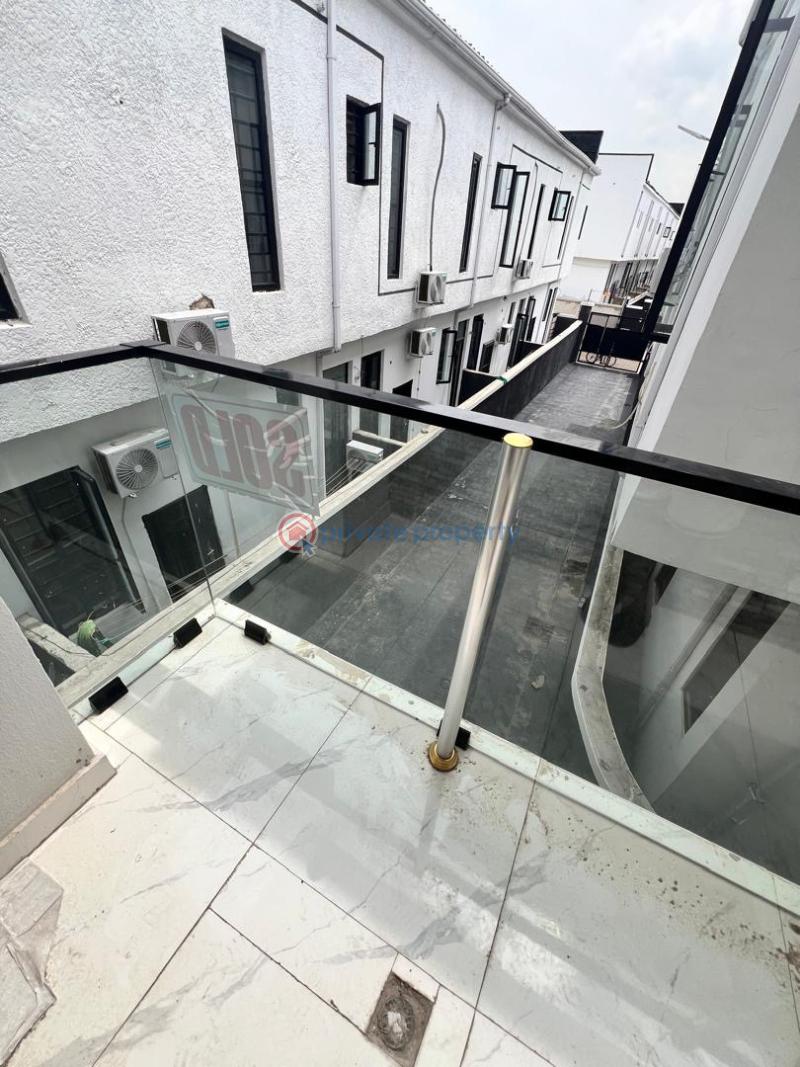 1 bedroom Studio Apartment For Rent Ikota Lekki Lagos - 4