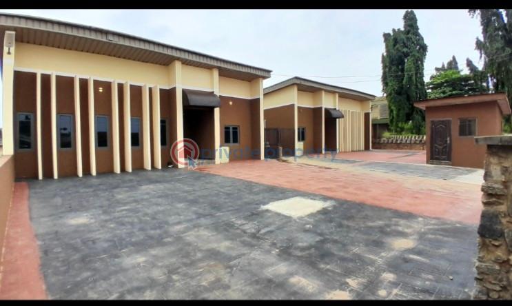 2 bedroom Mini Flat Short let 3 Tunji Otegbeye Street, Ona Egbo, Ilaro, Ogun State Nearby Landmarks: Dangote Refinery Ilaro Polytechnic Ode Omi Ogun Waterside  - 8