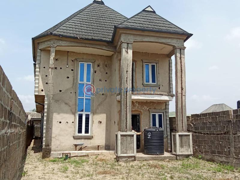 4 bedroom Detached Duplex For Sale Estate Ikotun/Igando Lagos - 1